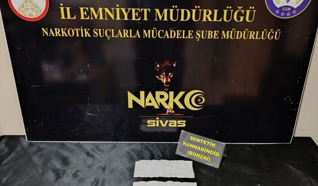 Sivas'ta uyuşturucu operasyonunda yakalanan 5 şüpheliden 2'si tutuklandı