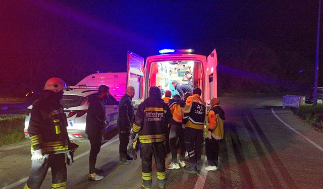 Tekirdağ'da devrilen otomobildeki 1 kişi öldü, 3 kişi yaralandı