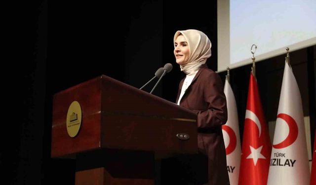 Bakan Göktaş: 'Gençlerimizin geleceklerini sağlam adımlarla inşa etmelerini destekleyen bir anlayışla çalışıyoruz'