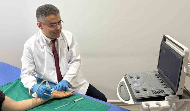 Prof. Dr. İrfan Koca: 'Hidrodiseksiyon ile ağrıya değil nedene müdahale ediyoruz'