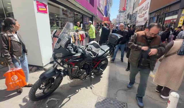 Samsun'da yunus polisleri kaza yaptı: 1 yaralı