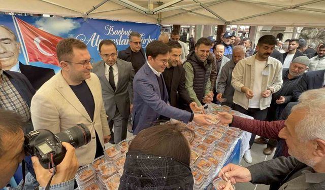 Tokat Belediyesi ,Alparslan Türkeş'i dualarla yad etti