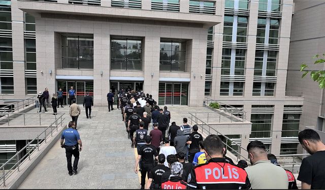 Batman merkezli 17 ildeki yasa dışı bahis operasyonunda yakalanan 88 şüpheli tutuklandı