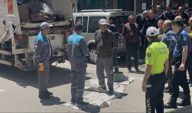 Isparta'da çöp toplama kamyonuna sıkışan işçi öldü