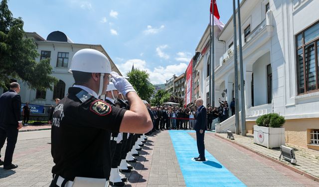 TBMM Başkanı Kurtulmuş, Bursa'da çeşitli ziyaretlerde bulundu