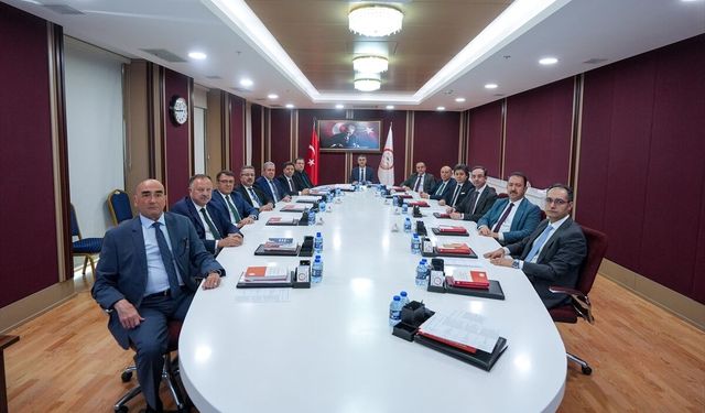 YSK, yeni Başkanı Serdar Mutta ve üyeleriyle ilk toplantısını yaptı