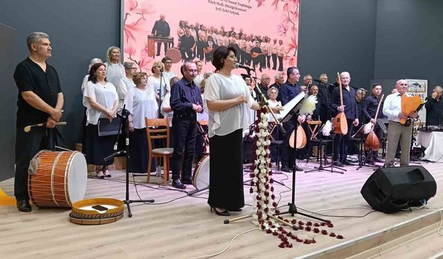 Gömeç' de bahara merhaba konseri yoğun ilgi gördü