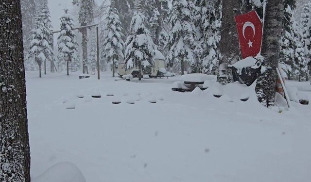 Mayıs ayında 60 santimetre kar yağdı