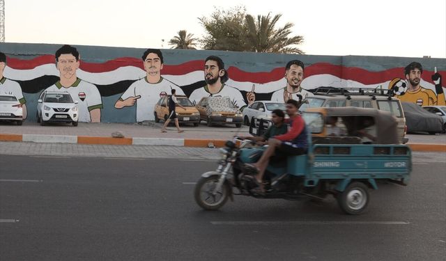 Iraklı grafiti sanatçısı 40 yıl sonra gelen Dünya Kupası sevincini Bağdat'ın duvarlarına taşıdı