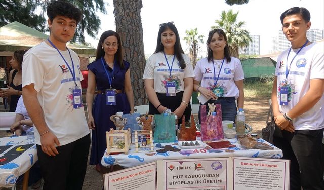 İzmirli öğrencilerin bilimsel tasarımları festivalde görücüye çıktı