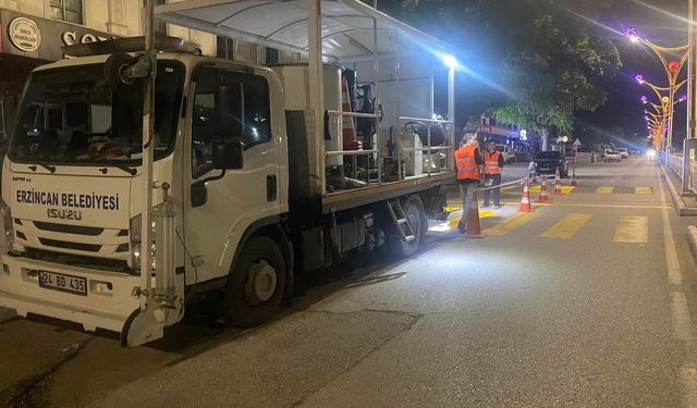 Erzincan'da yaya geçitleri yenileniyor