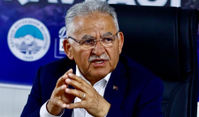 Kayserispor Onursal Başkanı Büyükkılıç: 'Herkes üzerine düşeni yaparsa başarırız'