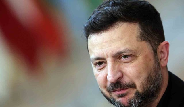Polonya, Zelenskiy'e verdiği en yüksek devlet nişanını geri aldı