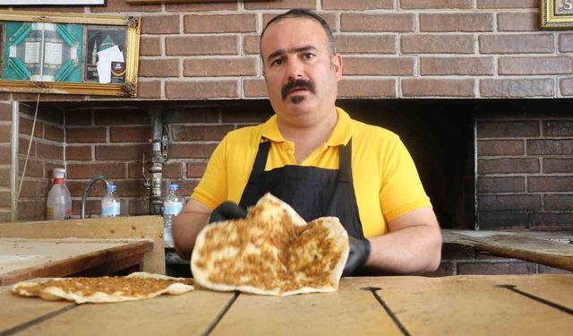 Ucuza lahmacun sattığı için şikayet edilen esnaf: 'Yüzde 15 karla satıyorum'