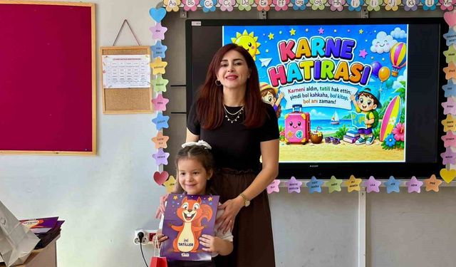Yaklaşık 18 milyon öğrenci karnelerini alarak yaz tatiline girdi