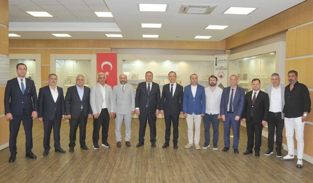 Çin'in Ankara Büyükelçisi Jiang Xuebin TTSO'yu ziyaret etti
