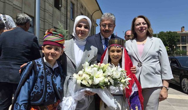 Aile ve Sosyal Hizmetler Bakanı Göktaş'tan Eskişehir Valiliği'ne ziyaret