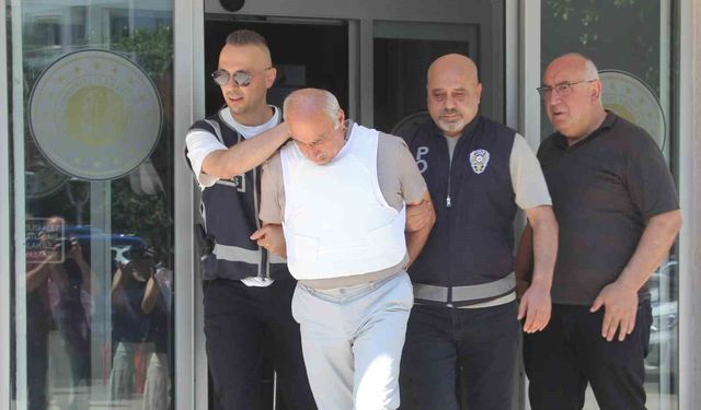 Kardeş katliamında zanlı tutuklandı: Çelik yelekle cezaevine götürüldü