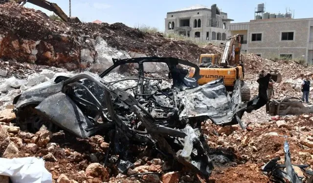 İsrail ordusu ateşkese rağmen Lübnan'ın güneyinde bir araca İHA saldırısı düzenledi