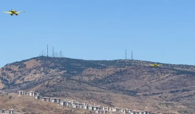 İzmir'de orman yangınına müdahale ediliyor