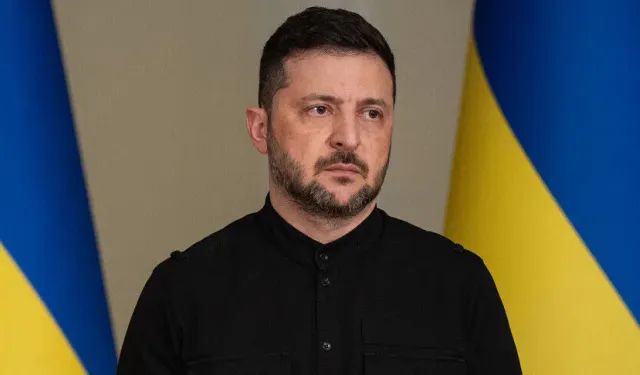 Zelenskiy, Rusya'da bazı lojistik tesisler ile bir petrol deposuna saldırı düzenlediklerini belirtti