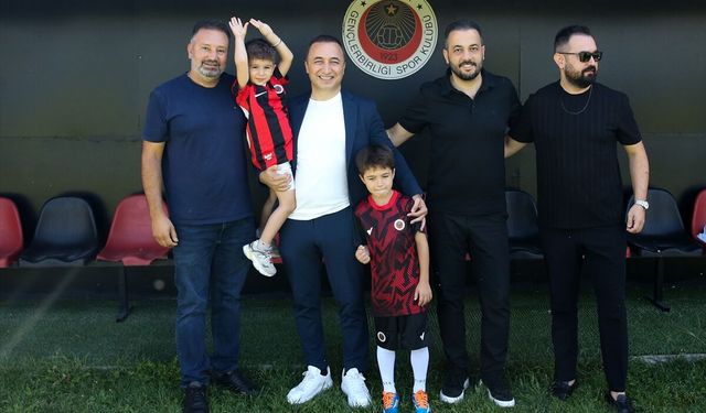 Gençlerbirliği Kulübü, Fenerbahçe maçında forması çıkarılan çocuğu tesislerinde misafir etti