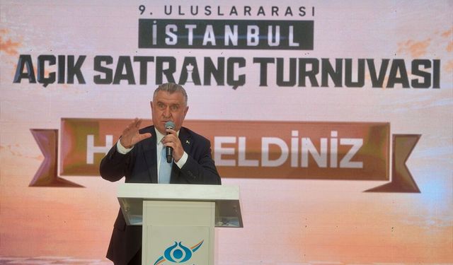 Gençlik ve Spor Bakanı Osman Aşkın Bak, satranç turnuvasına katıldı