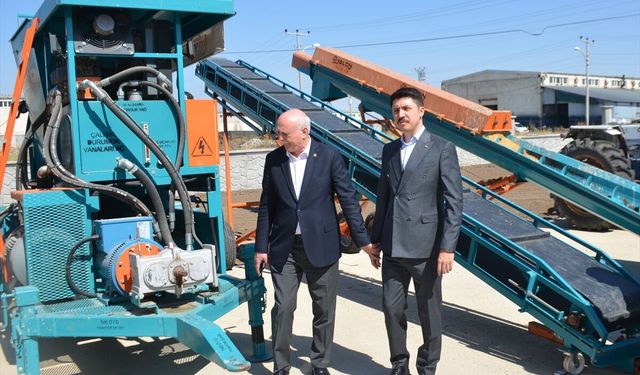 TZOB Genel Başkanı Bayraktar, Muş'ta 'Süt Toplama Merkezi'ni ziyaret etti