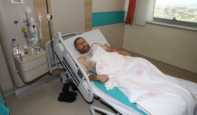 Yüksek gerilim hattında akıma kapılan Erzincanlı demir ustasının tedavisi sürüyor