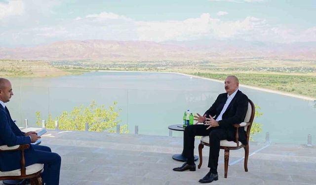 Azerbaycan Cumhurbaşkanı Aliyev: 'Nahçıvan'a Ermenistan toprakları üzerinden elektrik hatlarının çekilmesi projesi hazır'