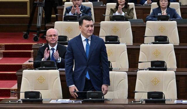 Kazakistan'da Cumhurbaşkanı yardımcısı ve başbakan atandı