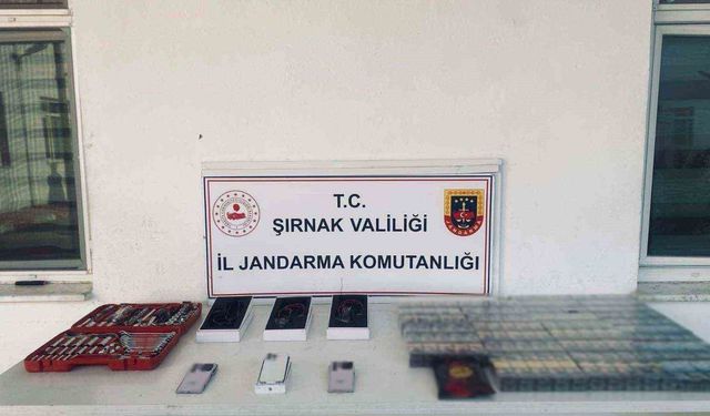 Şırnak'ta kaçakçılık operasyonu: 26 milyon liralık kaçak malzeme ele geçirildi