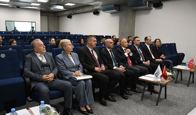 Arnavutluk'ta 'Balkan Gençlik Okulu 2026' projesinin katılımcıları sertifikalarını aldı