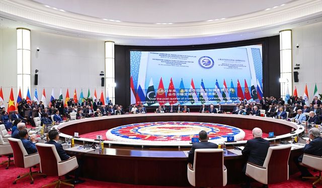 Azerbaycan Cumhurbaşkanı Aliyev: 'Güney Kafkasya, barış bölgesine dönüşmektedir'