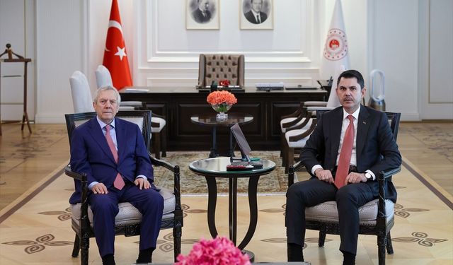 Bakan Kurum, Fenerbahçe Kulübü Başkanı Aziz Yıldırım ile görüştü