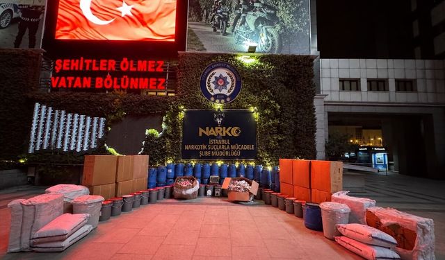 İstanbul'da 3,5 milyon uyuşturucu hap üretecek ham madde ele geçirildi
