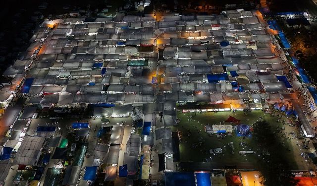 Trakya'nın asırlık panayırına gelenler 'römork otellerde' konakladı