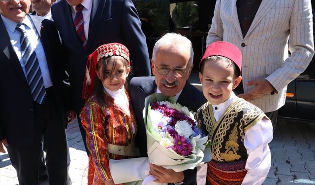 Ulaştırma ve Altyapı Bakanı Uraloğlu Sivas'ta konuştu: