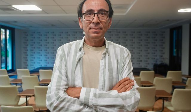 Uzmanlardan okula uyum sürecinde 'ekran, iletişim ve doğru ebeveyn tutumu' uyarısı