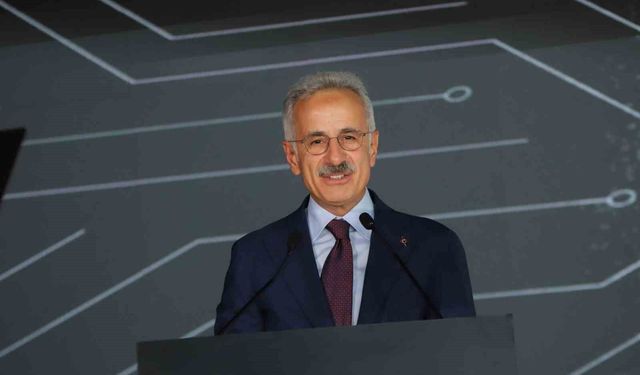 Bakan Uraloğlu: '1 Nisan 2026'da başlayan 5G'de 45 milyon aboneye ulaştık'