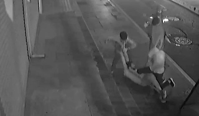 Zeytinburnu'nda abisiyle tartışan adam yeğenlerinin çekiçli sopalı saldırısına uğradı