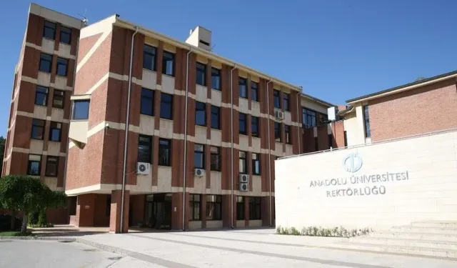 Anadolu Üniversitesi Açıköğretim Fakültesi'nde öğrenci affı başvuru tarihleri açıklandı
