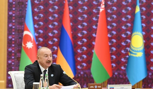 Aliyev, Azerbaycan üzerinden transit taşımacılığın yüzde 10 arttığını bildirdi