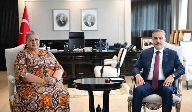 Bakan Fidan, BM Genel Sekreteri'nin Libya Özel Temsilcisi Tetteh ile görüştü