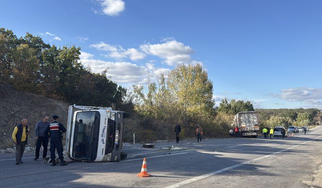 Edirne'de tırla kamyonetin çarpıştığı kazada 4 kişi yaralandı
