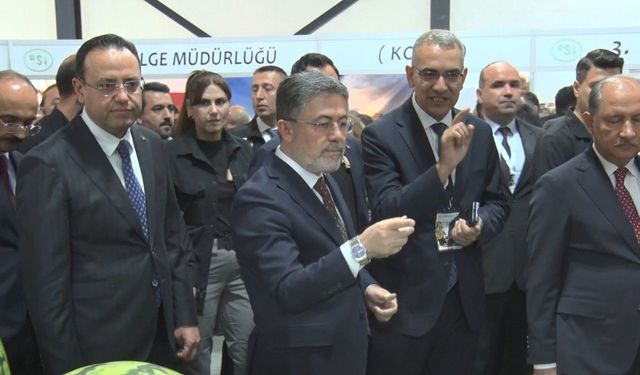 Bakan Yumaklı: '11 ilde 22 bin hektarlık alanda yapay zeka destekli sulama otomasyonu sistemlerini devreye alacağız'