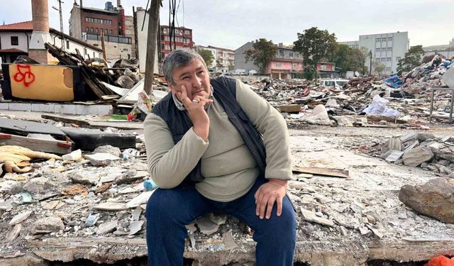 Başkentin köklü ticaret noktası İtfaiye Meydanı'nda yıkım sürüyor