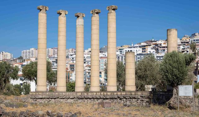 İzmir'in altında 5 bin yıllık tarih yatıyor