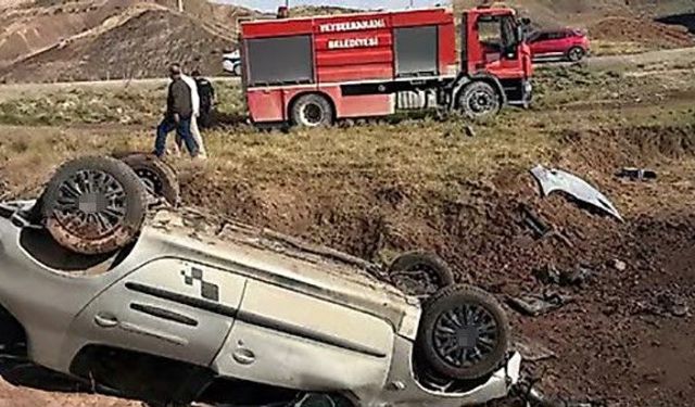 Siirt'te otomobil takla attı, aynı aileden 5 yaralı