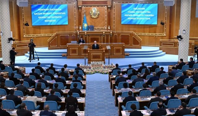 Tokayev: 'Kazakistan'ın ilk nükleer enerji santralinin inşaatına 2027 yılında başlanması mümkün'